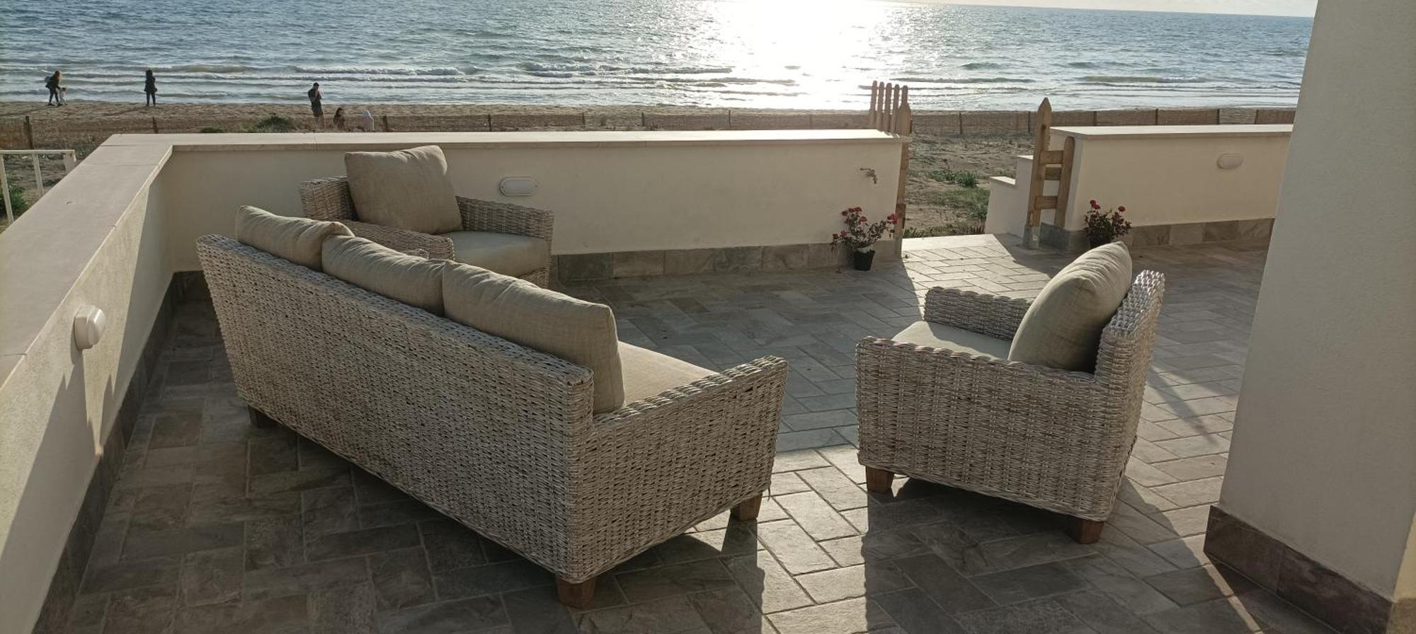 The Suite On The Beach Торваяника Екстериор снимка