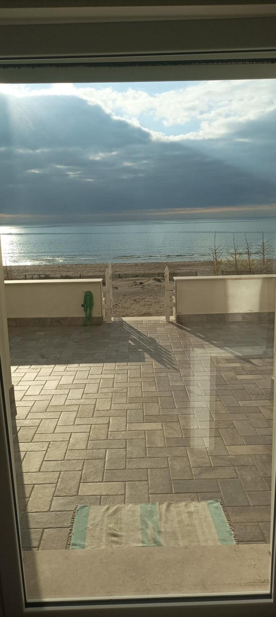 The Suite On The Beach Торваяника Екстериор снимка